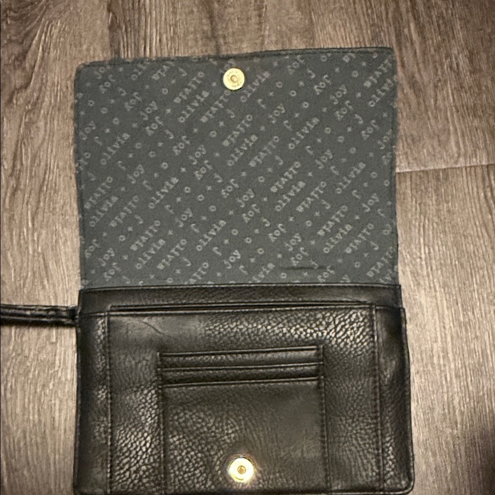 Elegant Black Leather Clutch - Picture 3 of 5